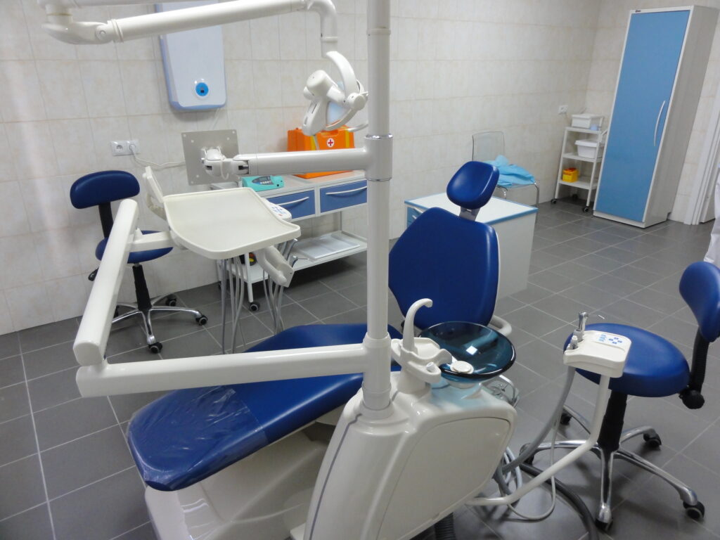 Стоматологический центр «Арт-Стом»